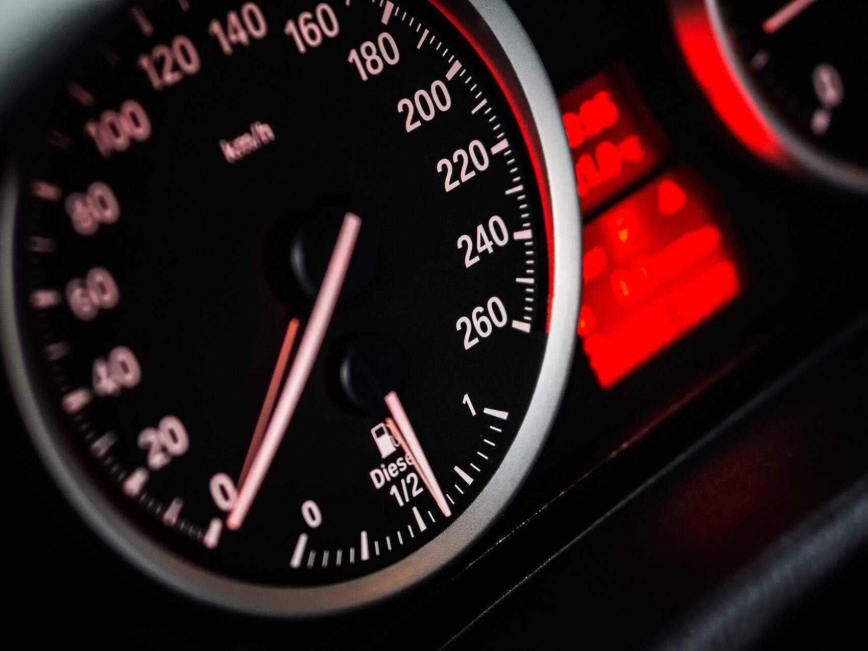 speed-1249610_1920