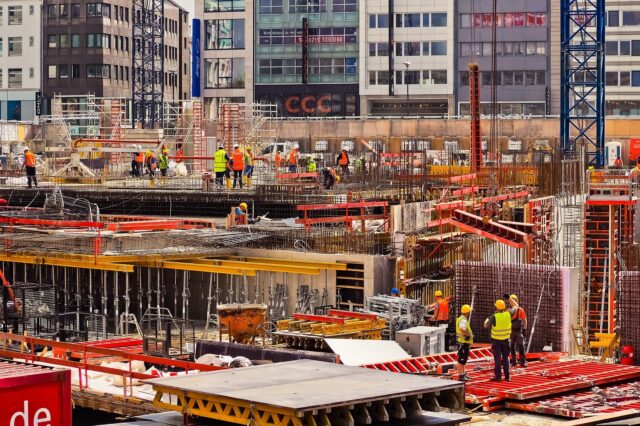 construction-3331421_1920