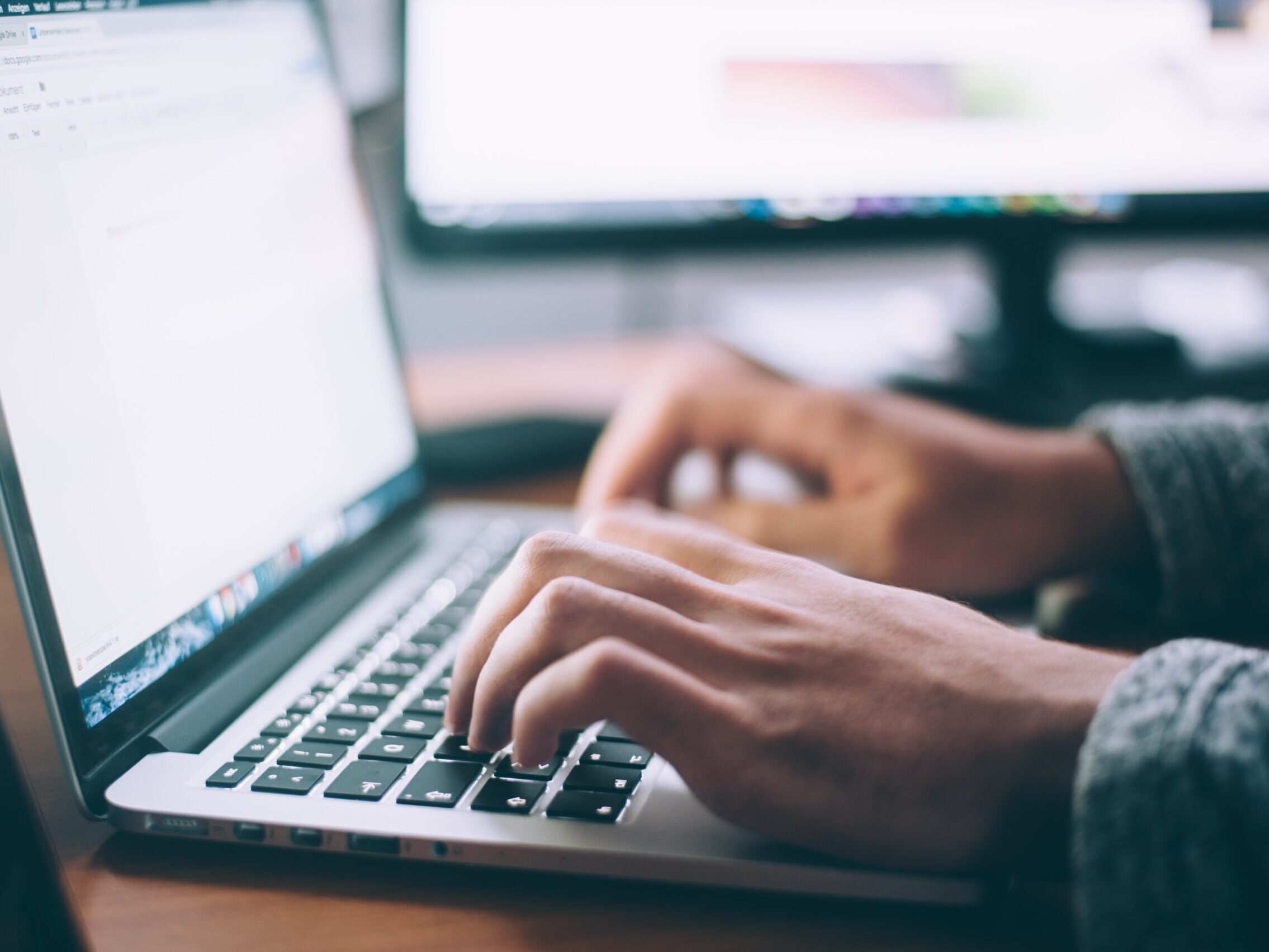 glenn-carstens-peters-npxXWgQ33ZQ-unsplash (1)